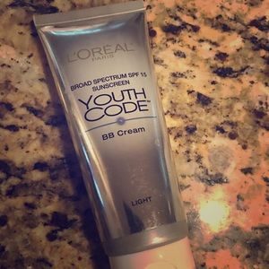 L’Oréal BB Cream in Light